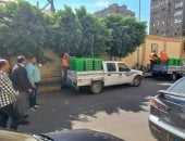 حى العجوزة يوزع 30 صندوق قمامة بالمناطق الحيوية كمرحلة أولى.. صور