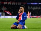 هدفان فى دقيقتين يشعلان قمة باريس سان جيرمان ضد برشلونة 3-2 (فيديو)