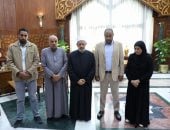 شيخ الأزهر يستقبل أسرتي طالبين متوفيين.. ويؤكد: الأزهر كله حزين لوفاة نجليكما