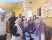 الكشف على 1453 مواطنا بقافلة طبية مجانية في قرية الجزيرة الخضراء بالإسماعيلية
