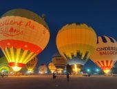رحلات البالون الطائر تنعش قلوب السياح بالأقصر
