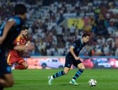 القادسية ضد الهلال.. التعادل 1 - 1 يحسم الشوط الأول المثيرة بالدوري السعودي 