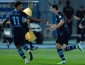 الهلال يتخطى القادسية بثلاثية وينفرد بصدارة الدورى السعودى.. فيديو