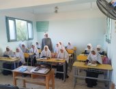 رئيس منطقة سوهاج الأزهرية يتابع سير العملية التعليمية بمعاهد جهينة
