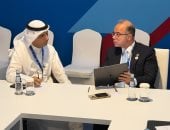 وزير الاستثمار يبحث مع وزير الدولة للشؤون الاقتصادية بالكويت سبل تعزيز التعاون