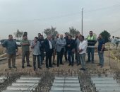 نائب محافظ الجيزة يتفقد أعمال إصلاح كوبرى جرزا بالعياط.. صور