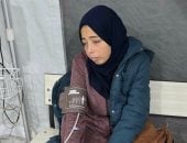 "دعاء سليمان" مريضة ثلاسيميا كبرى ونازحة في دير البلح.. تنتظر استكمال إجلائها الطبي خارج غزة بعد تعثر السفر إلى إيطاليا.. وتناشد: لا أطلب سوى حقي في العلاج والحياة