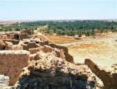 سكانها 1000 نسمة ويعتمدون على الزراعة والمقايضة.. جارة أم الصغير  أصغر واحة مصرية في قلب الصحراء الغربية