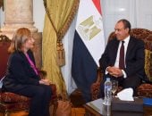 وزير الخارجية يستقبل نائبة رئيس بنك الاستثمار الأوروبي
