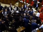 خناقة فى البرلمان الأرميني.. اشتباكات بالأيدى وتراشق بالكراسي وإصابة نواب