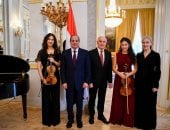 فقرة فنية لفنانتين مصريتين مجريتين خلال مأدبة تكريم فخامة الرئيس السيسى فى بودابست