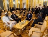 فخامة الرئيس السيسى يلتقى البرهان ورئيس كينيا ورئيس المجلس العسكرى الانتقالى المالى