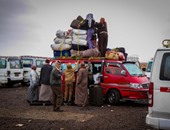 70 سيدة مصرية ممنوعات من السفر لأزواجهن فى ليبيا.. مواطن ليبى يطلق زوجته المصرية بسبب قرار المنع وأم لـ8 أطفال ممنوعة من العبور لهم