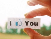 4 أعراض "فيسبوكية" تكشف أن صديقك وقع فى الحب