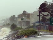 إعصار "أوما" يبلغ الفئة الثالثة ويقترب من السواحل الأسترالية