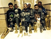 القبض على 3 عاطلين بحوزتهم قطع أثرية فى الزقازيق