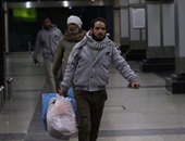 مطار القاهرة يستقبل 134 مصريا عائدين من ليبيا عبر "جربا" التونسى