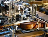بالفيديو.. "روبوت" جديد يمكنه عزف الكمان أفضل من المحترفين