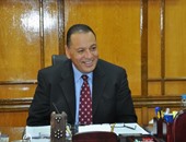 رئيس جامعة قناة السويس يقرر استبعاد الجهاز الإدارى للمستشفى التخصصى