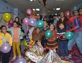بالصور..فريق "أبطال ضد السرطان" يحتفل مع مرضى مستشفى الأورام بأسيوط وسوهاج