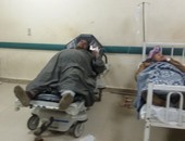 خروج المصابين فى حادث انقلاب قطار الصعيد من مستشفيات بنى سويف