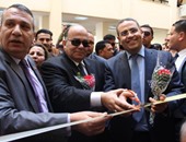 بالصور..محافظ الدقهلية ورئيس جامعة المنصورة يفتتحان مبنى كلية الآداب الجديد