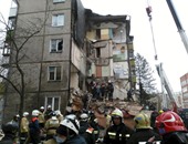 بالصور.. مصرع 4 أشخاص فى انفجار للغاز أدى إلى انهيار منزل وسط روسيا