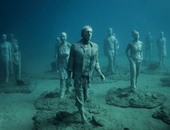 بالصور متحف أتلانتيكو بأسبانيا يعرض منحوتات عالمية من قاع المحيطات