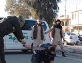 بالصور..داعش يقطع رقاب 3 أشخاص بتهمة "سب الله" فى العراق