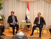 وزير الاتصالات يلتقى نائب رئيس شركة أوراكل العالمية لمنطقة الشرق الأوسط