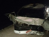 إصابة 11 شخصاً فى إنقلاب سيارة على الطريق الصحراوى بالمنيا
