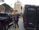 بالصور.. تشديدات أمنية أمام فندق الأهلى بالإسكندرية قبل مواجهة المحلة