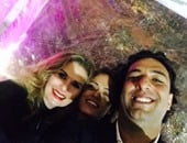 ميدو ينشر صورة له برفقة زوجته مع يسرا على "تويتر"
