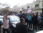 "صحافة المواطن.. وقفة احتجاجية لموظفى بنك الإئتمان الزراعى لإقالة رئيسه