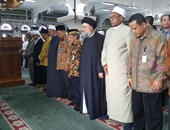بالصور.. الإمام الأكبر يصلى بجوار الشيعة فى إندونيسيا ويدعو للأخوة