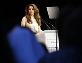 الملكة رانيا عن مصرع 18 أردنيا جراء السيول: قلوبنا انفطرت من هول الفاجعة
