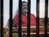 بالصور.. دفاع مرسى المنتدب للمحكمة: أوراق النيابة خلت من دليل انتمائه للإخوان 