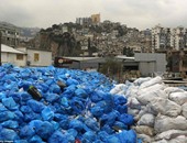 آلاف اللبنانيين يتظاهرون فى بيروت احتجاجا على أزمة النفايات