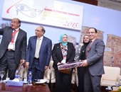 بالصور.. مؤتمر طبى بجامعة أسيوط ينظم أول مسابقة مصرية لشباب الباحثين