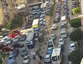 صحافة المواطن.. بالصور.. تكدس مرورى نتيجة أعمال حفر فى مدينة نصر