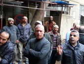 عمال "سجاد دمنهور" يعاودون إضرابهم عن العمل للمطالبة بتحسين أوضاعهم