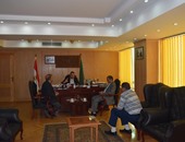 اجتماع بين محافظ الفيوم ومسئول بيت الزكاة لبحث افتتاح مركز أورام بالمحافظة