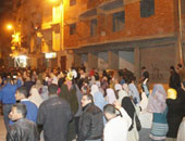الإخوان ترفع لافتات ضد انقطاع الكهرباء ببرج العرب والمعمورة بالإسكندرية