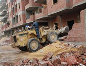 إزالة وإيقاف أعمال بناء مخالفة فى ثلاث عقارات بالإسكندرية