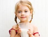 حيل لاستفادة طفلك من الحليب