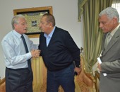 محافظ جنوب سيناء يبحث إقامة "أكوا بارك" بشرم الشيخ مع بعض رجال الأعمال