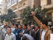 وقفة احتجاجية لحملة الماجستير ومعاقى محافظة القاهرة أمام مجلس الوزراء
