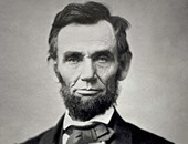 العاصمة الأمريكية تحيى ذكرى اغتيال الرئيس الأسبق "ابراهام لينكولن"