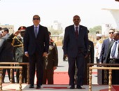 السيسى يهنئ البشير والشعب السودانى بعيد الأضحى