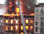 حريق هائل فى مبنى تجارى بنيويورك والنيران تمتد للمبانى المجاورة